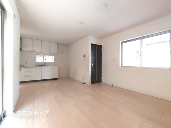 尼崎市東園田町３丁目　中古一戸建て