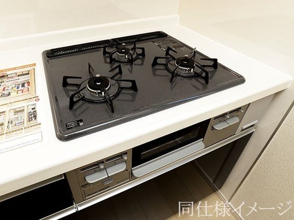 尼崎市次屋１丁目　新築一戸建て　１号棟