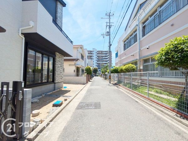 西宮市石在町　新築一戸建て　１号棟