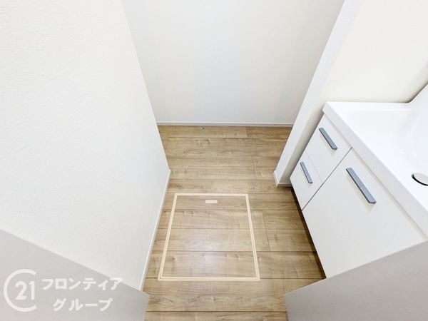 西宮市石在町　新築一戸建て　１号棟