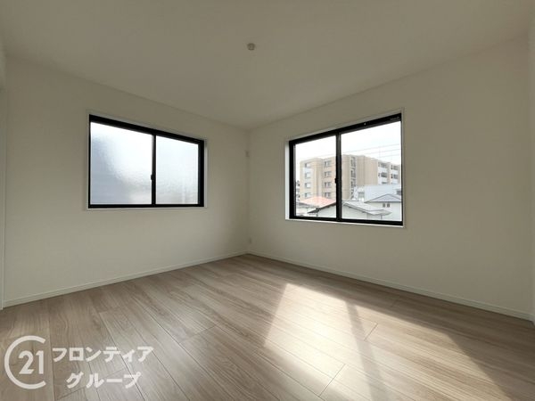 西宮市甲子園町　新築一戸建て