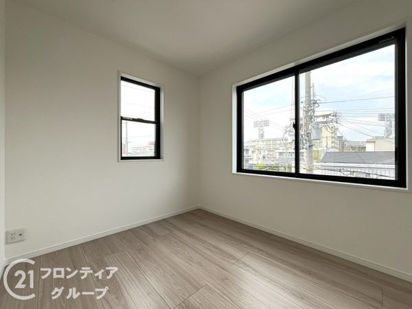 西宮市甲子園町　新築一戸建て