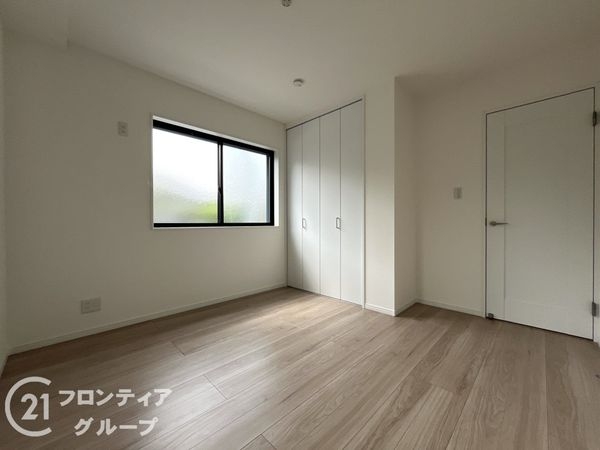 西宮市甲子園町　新築一戸建て