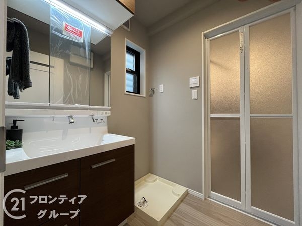 西宮市甲子園町　新築一戸建て