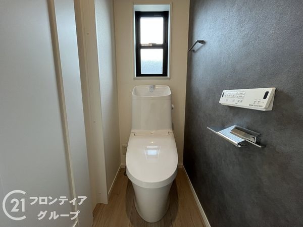 西宮市甲子園町　新築一戸建て
