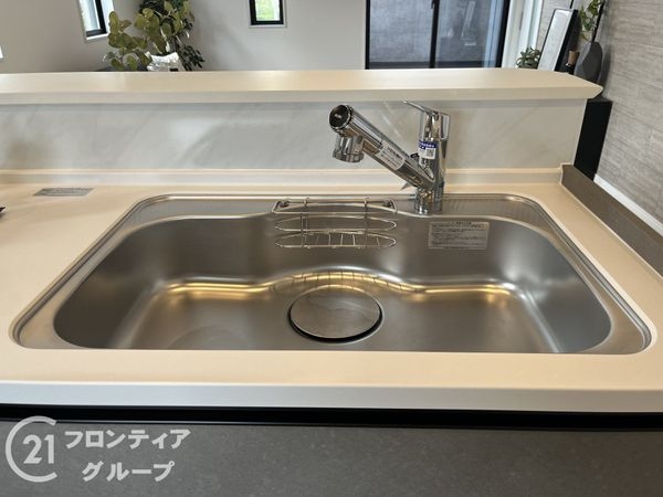 西宮市甲子園町　新築一戸建て