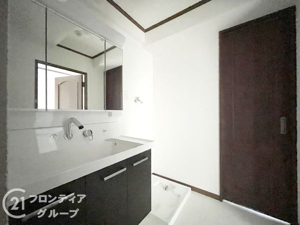 ライオンズマンション甲子園口二見町　中古マンション