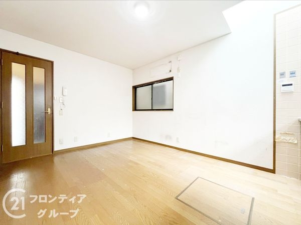 伊丹市昆陽泉町１丁目の中古一戸建て