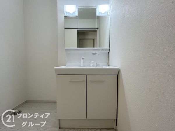 尼崎市大西町２丁目　新築一戸建て　１期　１号棟