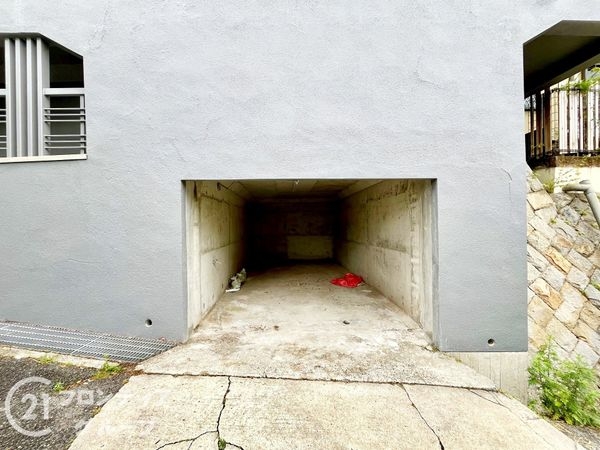 西宮市苦楽園四番町の中古一戸建て
