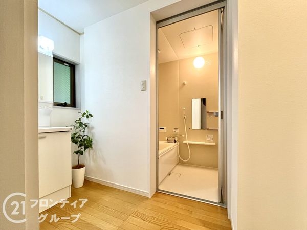 西宮市苦楽園四番町の中古一戸建て