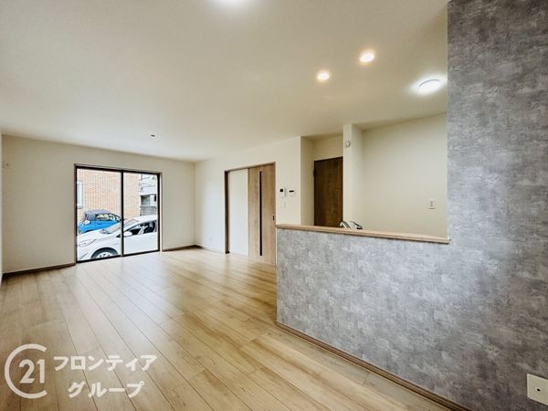 伊丹市南野４丁目　新築一戸建て　全１区画
