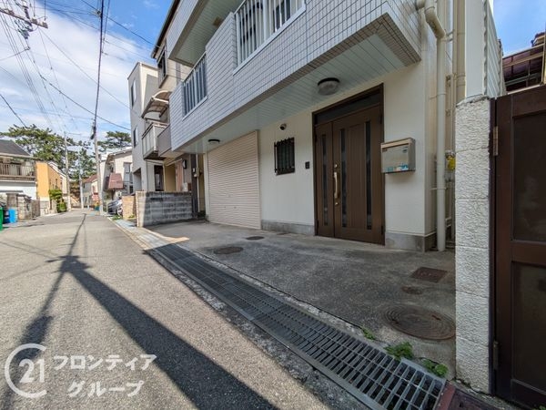 西宮市小松東町２丁目の中古一戸建て