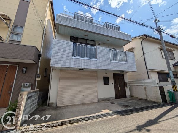 西宮市小松東町２丁目の中古一戸建て