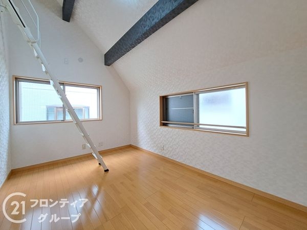 伊丹市東野４丁目の中古一戸建て