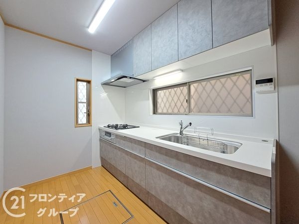伊丹市東野４丁目の中古一戸建て