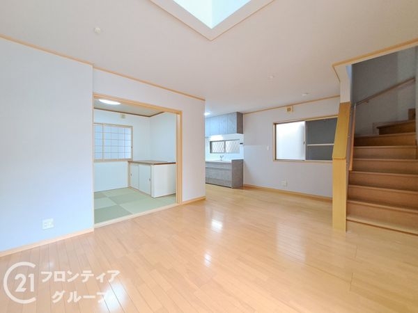 伊丹市東野４丁目の中古一戸建て