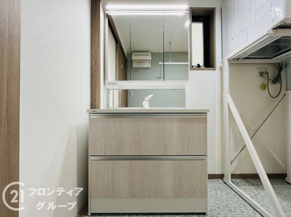 伊丹市荻野西２丁目　新築一戸建て
