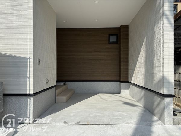 伊丹市荻野西２丁目　新築一戸建て