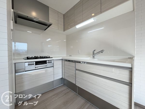 伊丹市荻野西２丁目　新築一戸建て