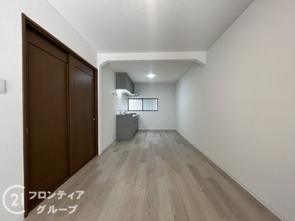 尼崎市長洲中通2丁目の中古一戸建て(リビング)