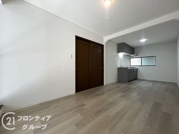 尼崎市長洲中通2丁目の中古一戸建て(リビング)