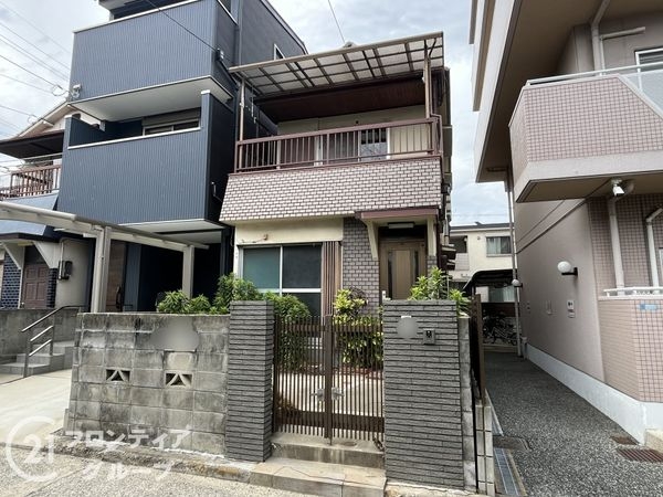 尼崎市富松町１丁目の中古一戸建て