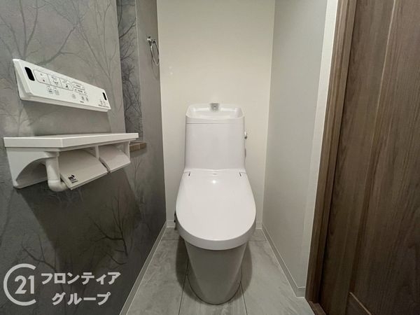 西宮マリナパークシティ港のまちハーバーヴィラ南棟７号棟　中…