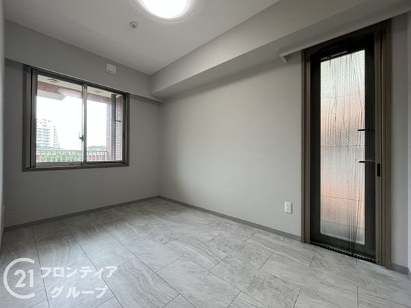 西宮マリナパークシティ港のまちハーバーヴィラ南棟７号棟　中…