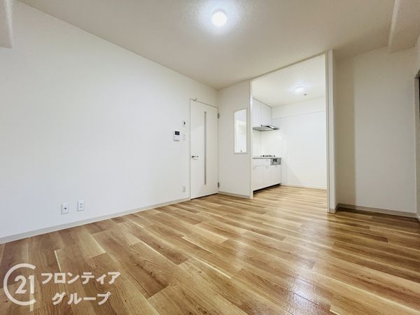 浜甲子園グリーンマンション 中古マンション(リビング)