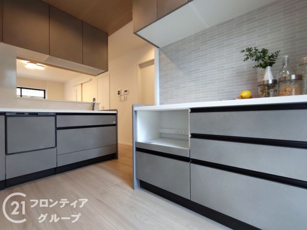 尼崎市南武庫之荘７丁目　新築一戸建て