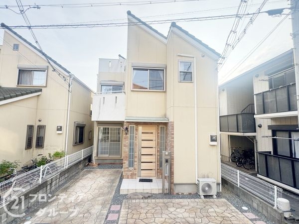 伊丹市高台３丁目　中古一戸建て