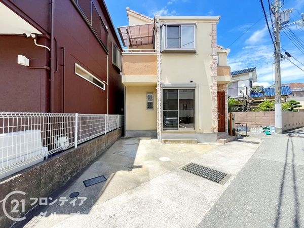 伊丹市昆陽東６丁目　中古一戸建て