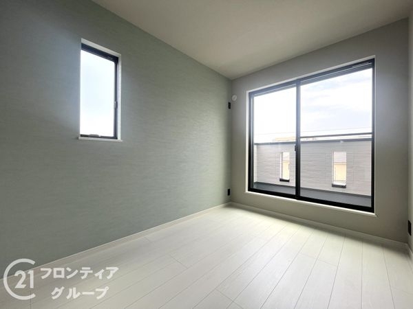 西宮市里中町３丁目　新築一戸建て