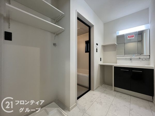 西宮市里中町３丁目　新築一戸建て