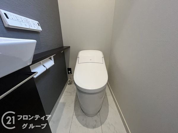 西宮市里中町３丁目　新築一戸建て