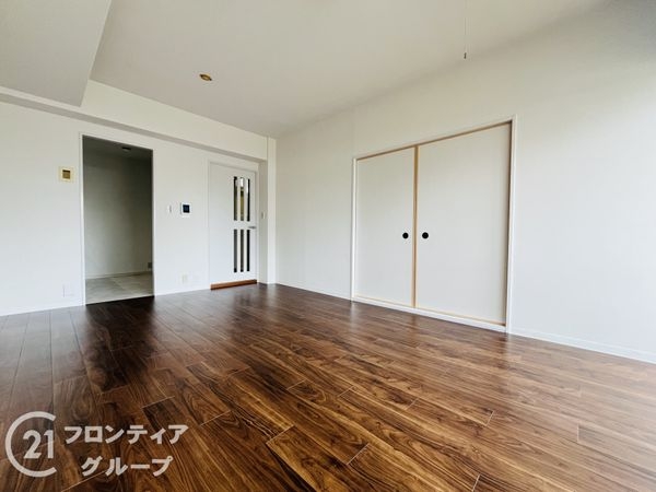 伊丹パーク・ホームズ　１号棟　中古マンション