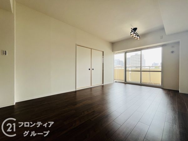 伊丹パーク・ホームズ　１号棟　中古マンション