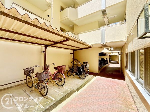 伊丹パーク・ホームズ　１号棟　中古マンション