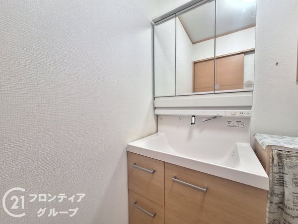 尼崎市瓦宮２丁目の中古一戸建て