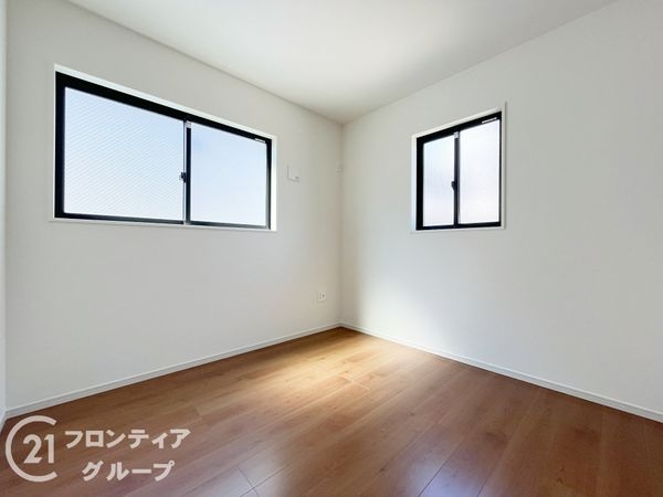 尼崎市下坂部２丁目新　築一戸建て　１期　２号棟