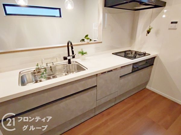 尼崎市大庄西町３丁目　新築一戸建て