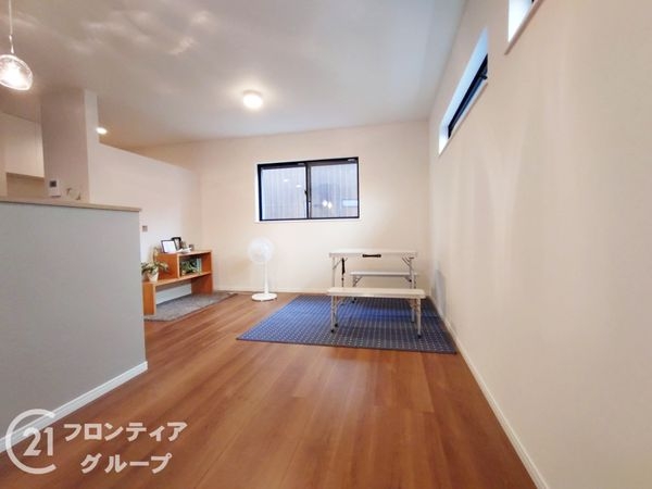 尼崎市大庄西町３丁目　新築一戸建て