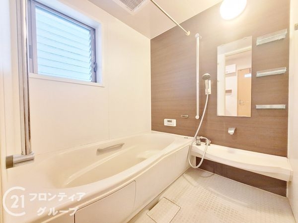 尼崎市名神町２丁目の中古一戸建て
