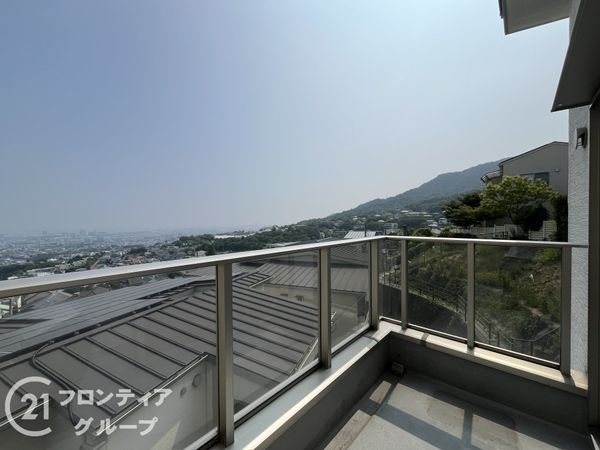 西宮市苦楽園二番町の中古一戸建て