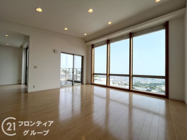 西宮市苦楽園二番町の中古一戸建て