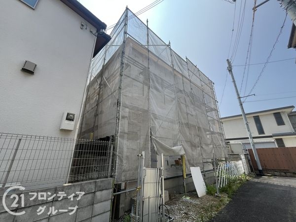尼崎市三反田町１丁目　新築一戸建て　２号棟