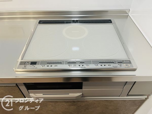 尼崎市三反田町１丁目　新築一戸建て　２号棟
