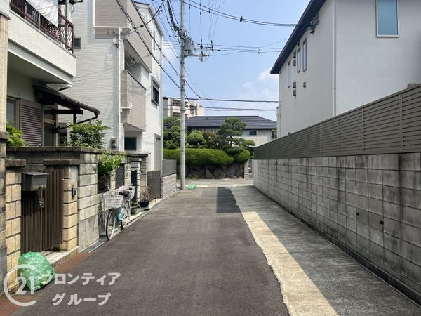 尼崎市三反田町１丁目　新築一戸建て　２号棟