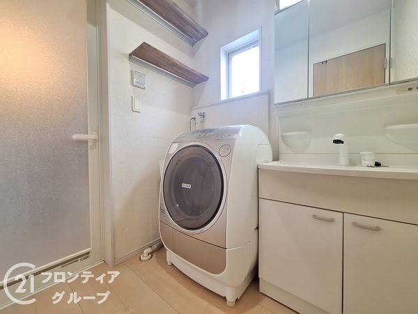 尼崎市若王寺３丁目の中古一戸建て